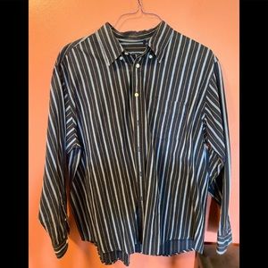 Men’s Izod size XL long sleeve Buttondown.
